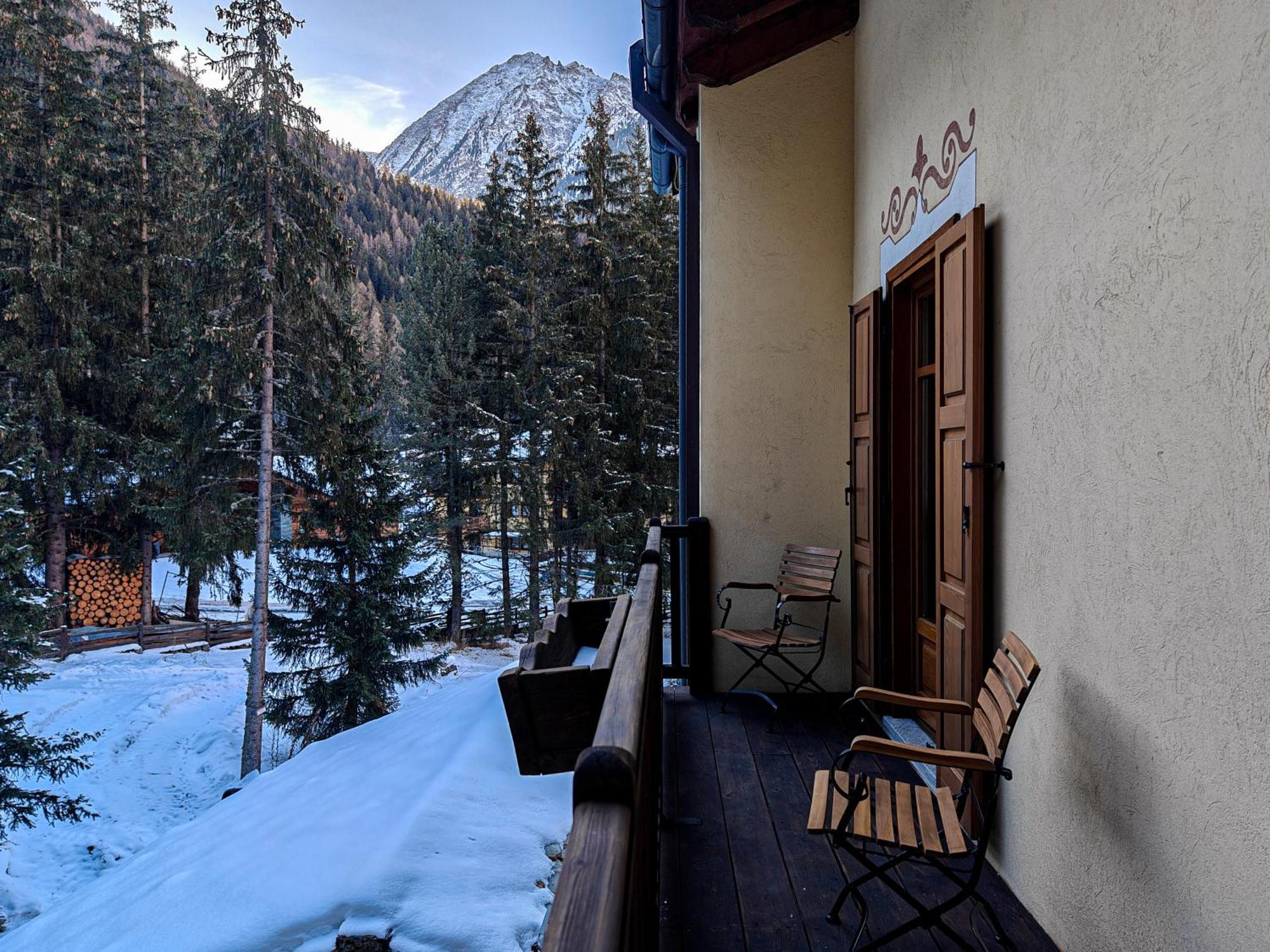 Hotel Breithorn Champoluc Eksteriør bilde