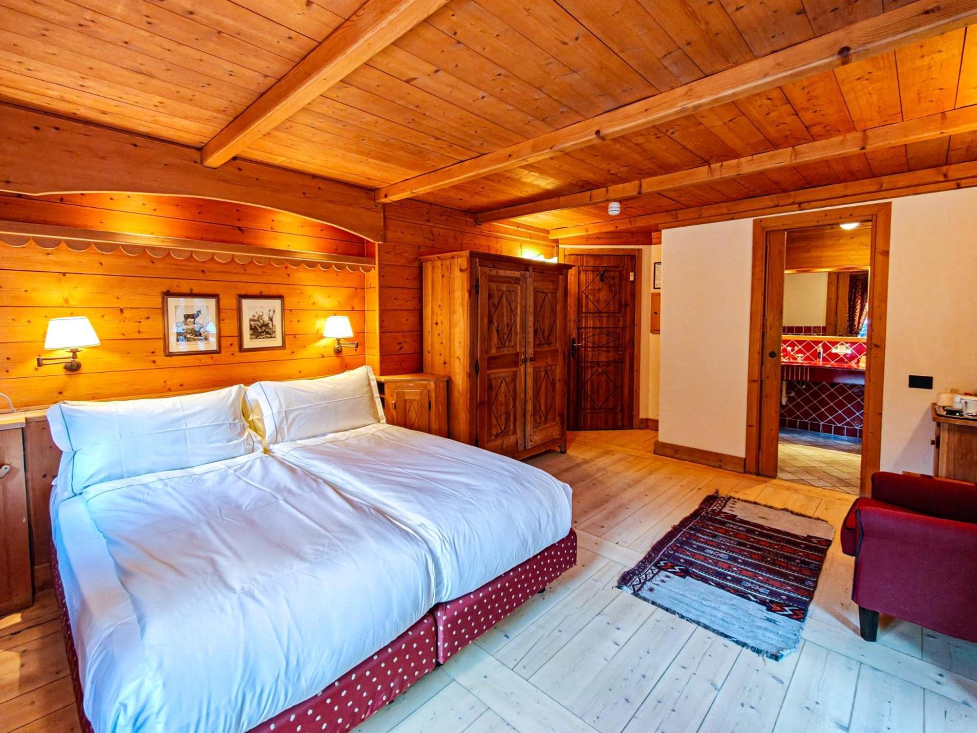 Hotel Breithorn Champoluc Eksteriør bilde
