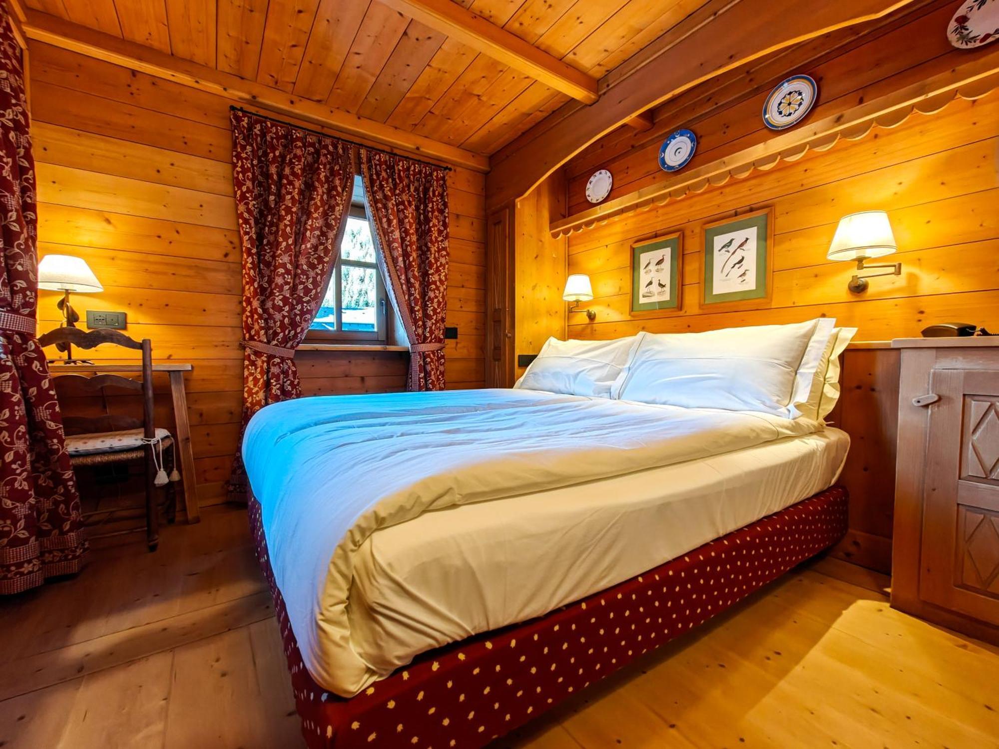 Hotel Breithorn Champoluc Eksteriør bilde